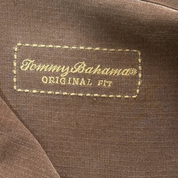 Tommy Bahama Silk Button-Up Shirt Big Cluster Embroidered Grapes Wine Size XL - Picture 3 of 7